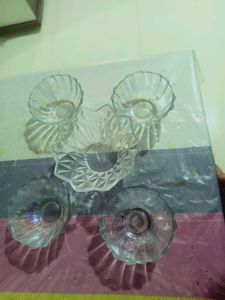 New Unsed Glass Set Of Bowl N Containers