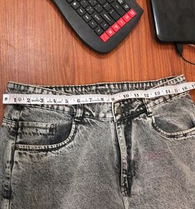 Aesthetic and Pinteresty jeans