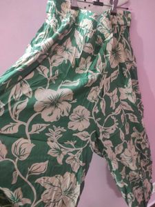 Westside Diza Xxl Floral Print Pants