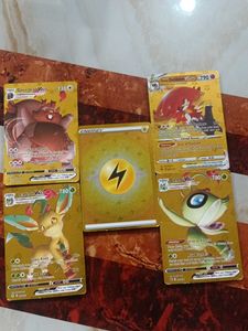 5 rare Golden Cards