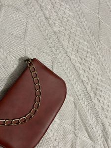 White Cable Knit Sweater with free gift hand bag
