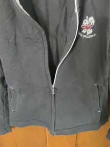 Pullover With Zip