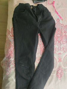 🖤 Black High-Waist Jeans 🖤