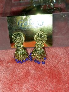 Jhumkas