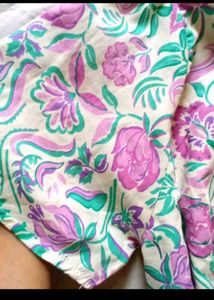 Cute floral Top🌷