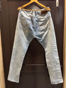 Light Wash Denim Jeans