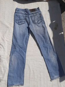Straight Jeans