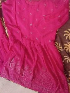 peumplm kurti with sharara good condition