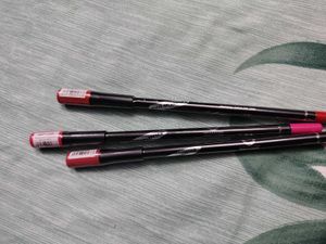 Matt Look 3 Pcs Lipliner