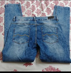 Women&#39;s Blue Washed Knee Slit Skinny Fit Jeans Wai
