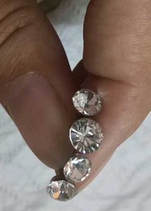 Set of 2 Rhinestone Stud Earrings
