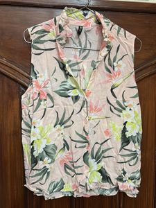 H&M Floral Print Sleeveless Blouse