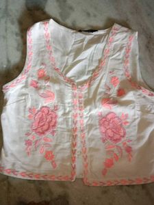 Floral Embroidered waistcoat