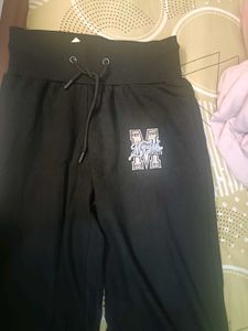 Trendy Trousers