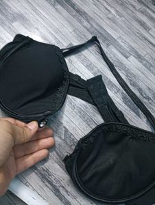 Black Hot bra💚