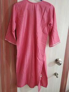 Pink Chikan Kurti