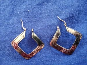 AJIO - Geometric Patterned Hoop Earrings