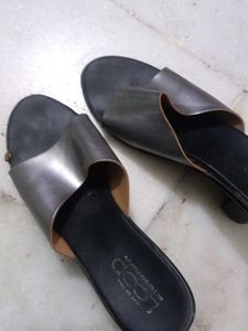 LOOP Women's Slides