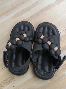 Black Flower Sandals - Size Toddler