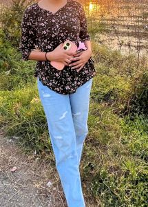 Floral Print Top🎀💕❤️‍🔥💢😻💥👊🏻😮