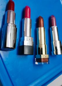 Lipstick 4 piece
