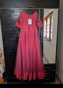 Inddus Gown
