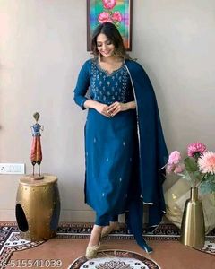 Aagyeyi Graceful Women Kurta Sets*