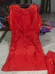 Beautiful Banarsi Silk Kurta Set