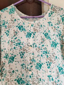 Kurti White N Blue