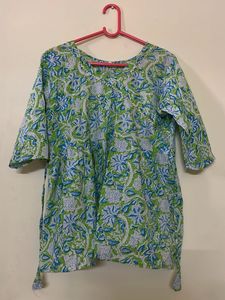 Vibrant Floral Print Short Kurti