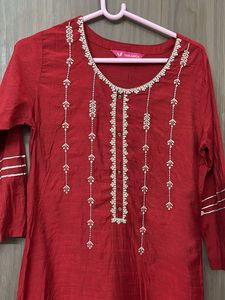 varanga  Elegant Red silk Kurta for medium