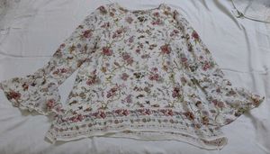 Floral Print Bell Sleeve Top