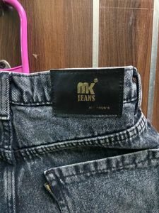 Distressed charcoal Denim Jeans