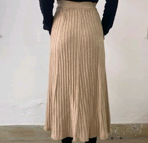 Beige Ribbed Knit Skirt