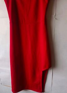 Hot Red bodycon Trendy thigh cutout dress! 🎀💯