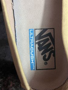 Vans Unisex Yellow Sneaker