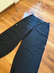 Parachute Pants-Black