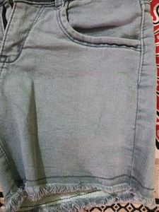 New Denim Hot Pants 🩳 For Women. Grey In Colour