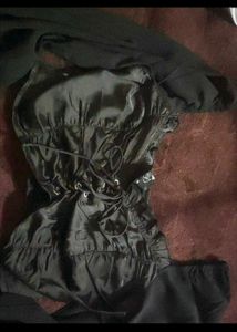 Chic Black Lace-Up Crop Top🐞🖤🎀