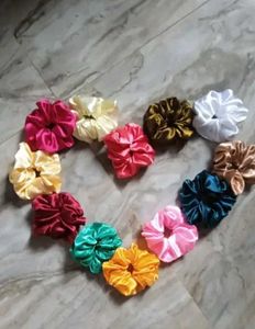 12 Satin Scrunchies in Random Colour