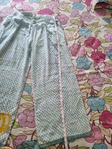 Gorgeous Anarkali Kurta Set!