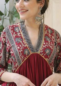 Women Ethnic Kurta
