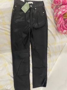 Coated Straight High Jeans