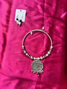 Silver Oxide Necklace With Earring