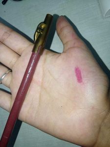Lipliner And Lipstick