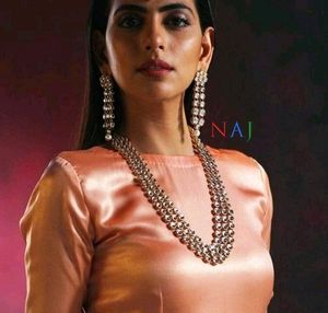 Anushka Sharma Gold Antique Long Neck
