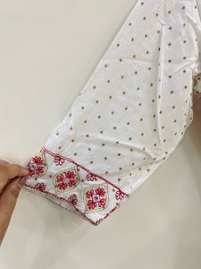 Beautiful White And Pink Kurta