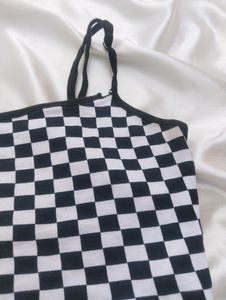 Divided By H&amp;M Crop Top sale🔥