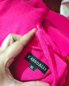 🦩Stylish Fuchsia Pink Branded Dress🦩