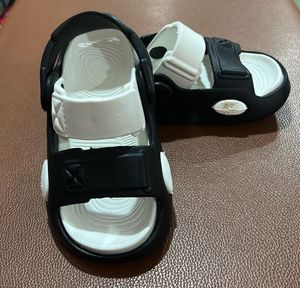 Kids Black &amp; White Sandals